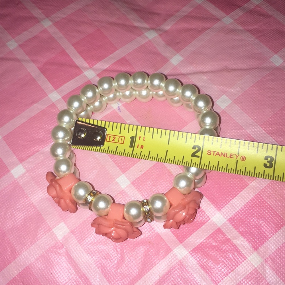 🎈SALE🎈🌷#7.”PEARLS & ROSES”🌷 - Picture 8 of 9